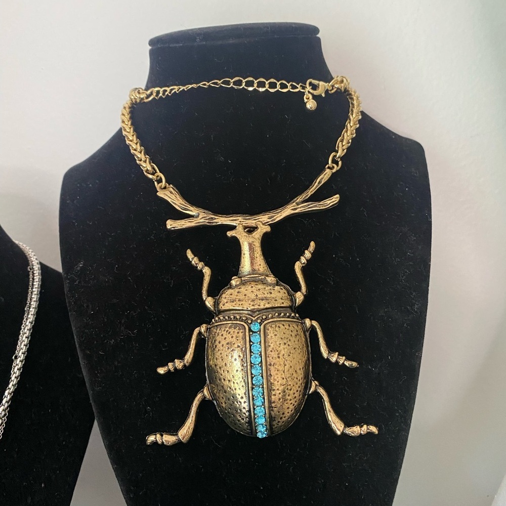 Gold and Blue Beetle Pendant Necklace - Picture 2 of 4